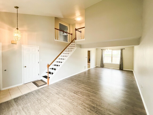 Building Photo - 1234 Goldenrod Ln
