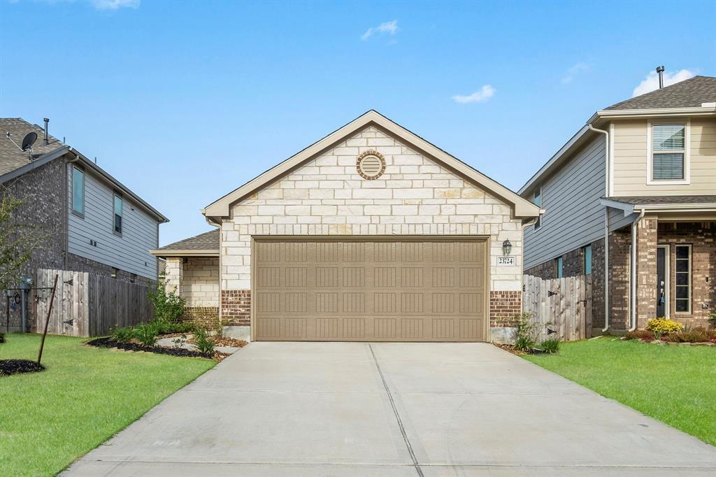 Primary Photo - 23724 Woodgreen Terrace Dr