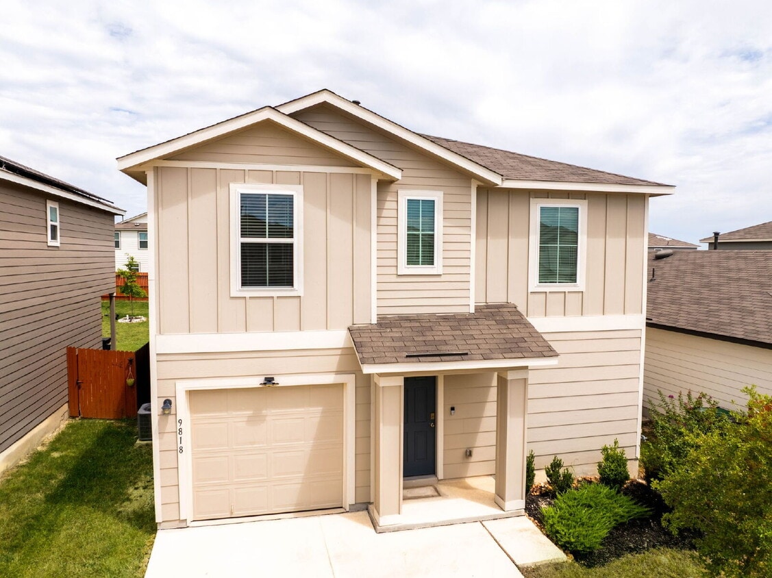 Primary Photo - Located in the vibrant Valley Ranch commun...