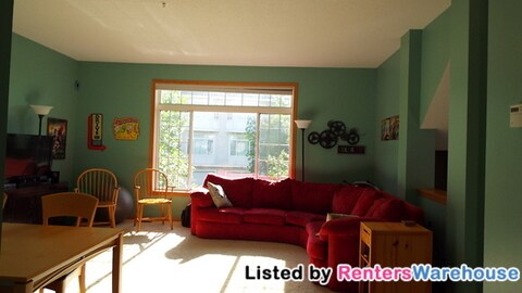 Building Photo - 8828 Brunell Way