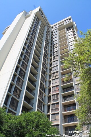 Foto principal - 7701 Wurzbach Rd