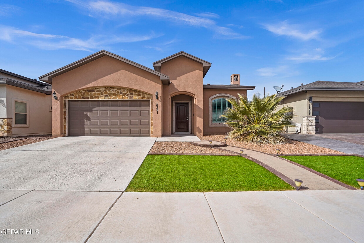 14381 Earl Chokiski, El Paso, TX 79938 House Rental in El Paso, TX