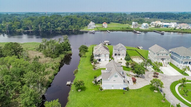 Building Photo - A Rental Like No Other!