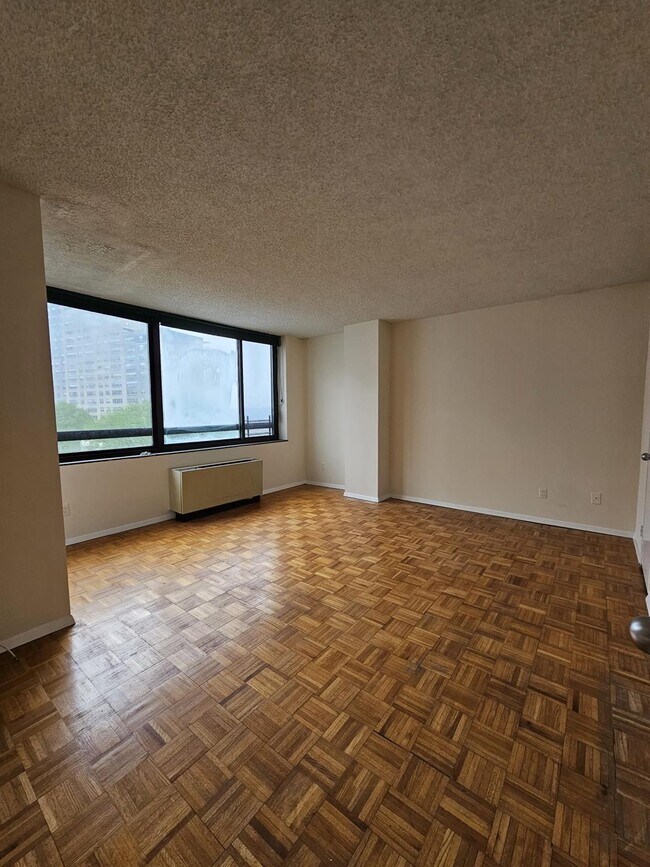 Foto del edificio - 2287 Johnson Ave