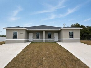 Building Photo - 15885 SW 35th Court Rd