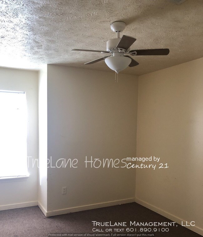 Building Photo - Nice home in Willow Wood Coming Soon!