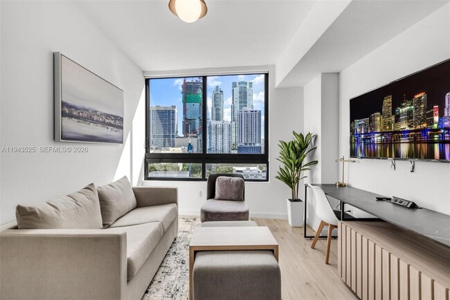 Foto del edificio - 225 N Miami Ave