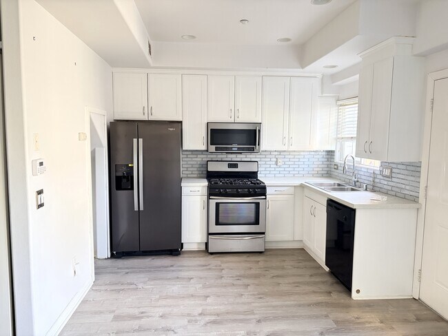 Foto del edificio - 5867 Western Ave