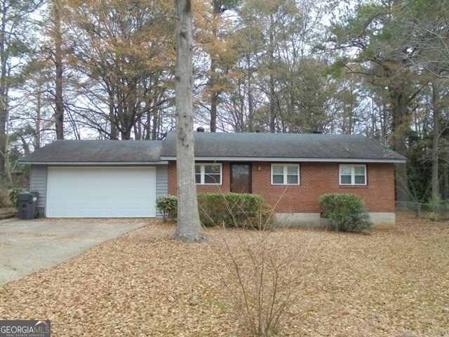 Building Photo - 105 E Mimosa Dr