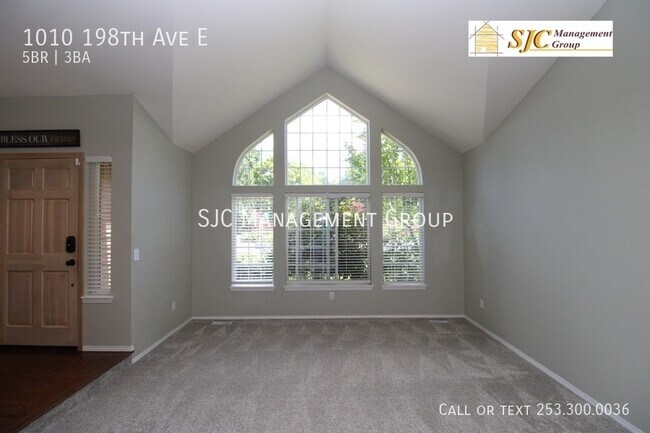 Foto del edificio - Five Bedroom home for rent in Lake Tapps