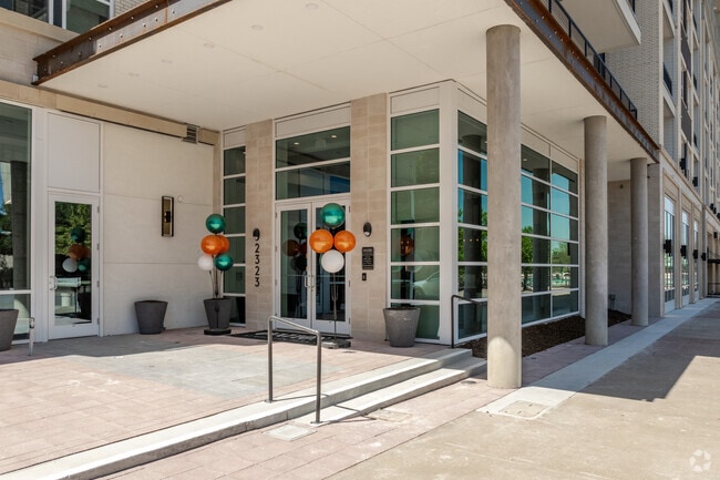 Leasing Office Entry - Ovation at Galatyn Park Apartments
