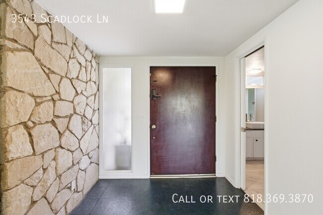 Foto del edificio - 3543 Scadlock Ln