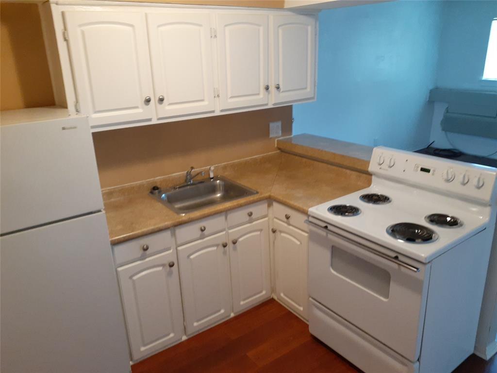 Primary Photo - 103 Avondale St