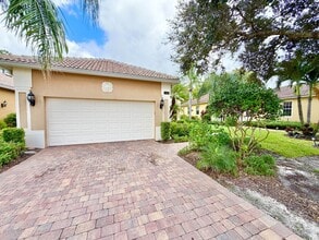 Building Photo - 15409 Cortona Way