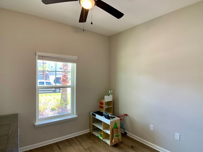 Building Photo - 2107 Hawkeye Pl