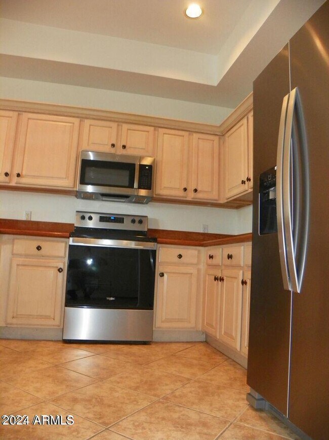 Foto del edificio - 8270 Hayden Rd