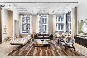 Building Photo - 55 White St