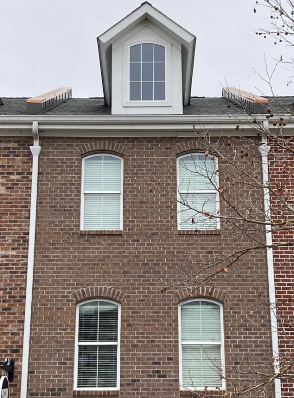 Foto del edificio - 2922B Yancey Way