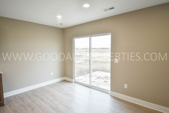 Foto del edificio - 3 Bedroom 2 Bathroom Townhome