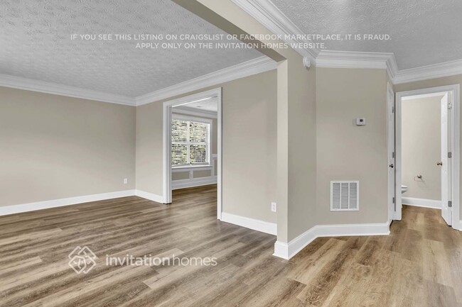 Building Photo - 6054 Trailside Cove