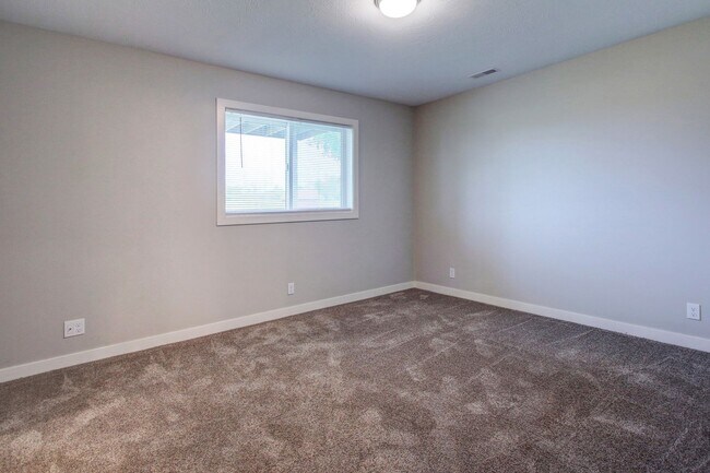 Foto del edificio - Spacious 2 Bed/2 Bath Condo in Prime Location