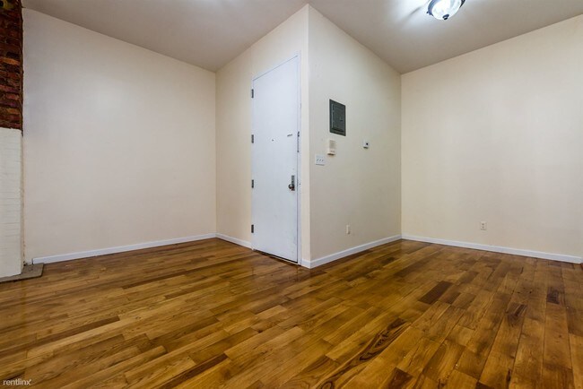 Foto del edificio - 228 Jefferson St