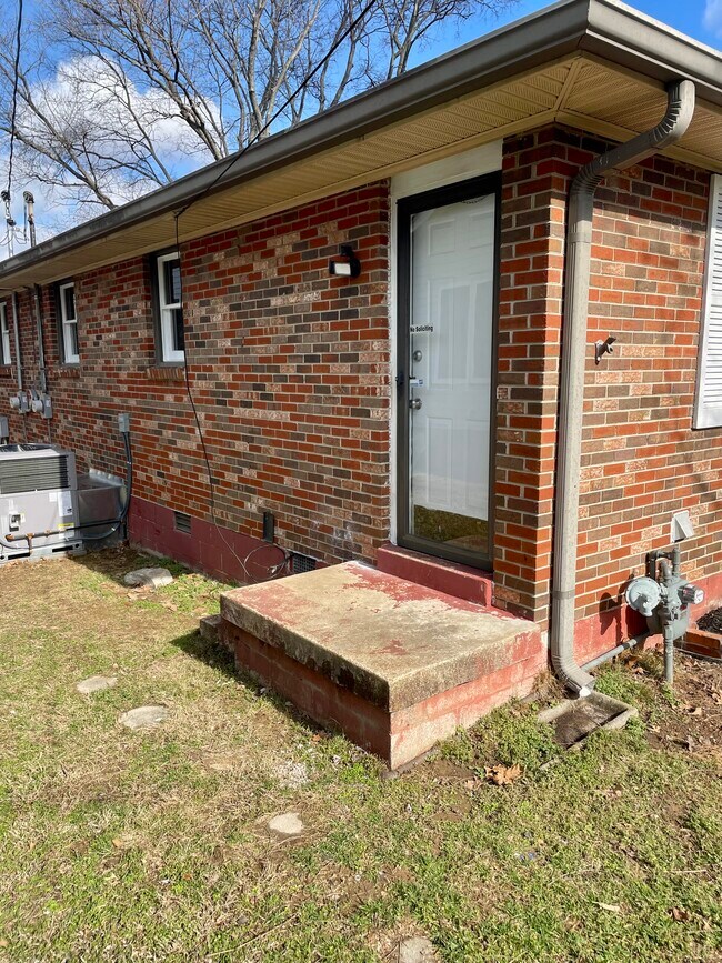 Foto del edificio - 1913 Boscobel St