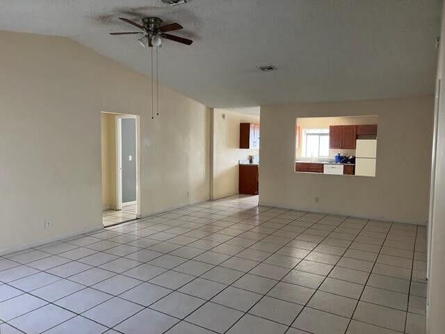 Foto del edificio - 6017 Westfall Rd