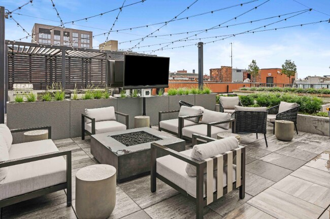 Foto del edificio - 160 N Aberdeen St