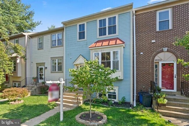 Foto del edificio - 18005 Sunset Lake Ct