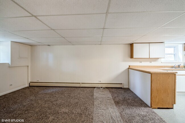 Foto del edificio - 5442 N Ludlam Ave