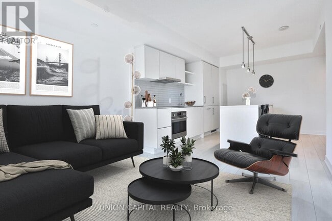 Building Photo - 88 Harbour St