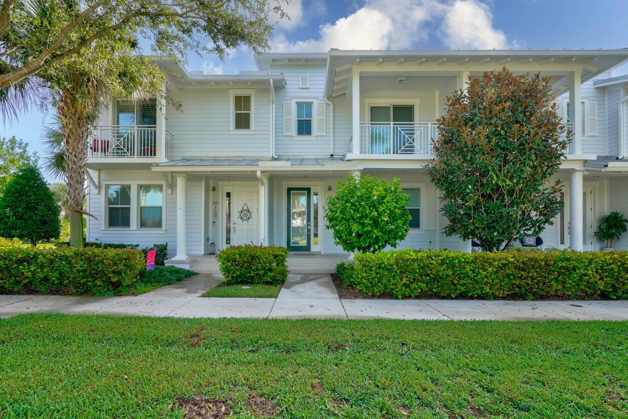 3257 E Mallory Blvd, Jupiter, FL 33458 Townhome Rentals in Jupiter FL