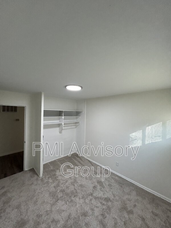 Foto del edificio - 2513 SW Mission Ave