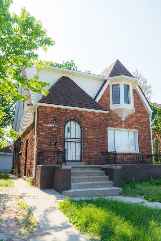 Foto principal - 16835 Griggs St