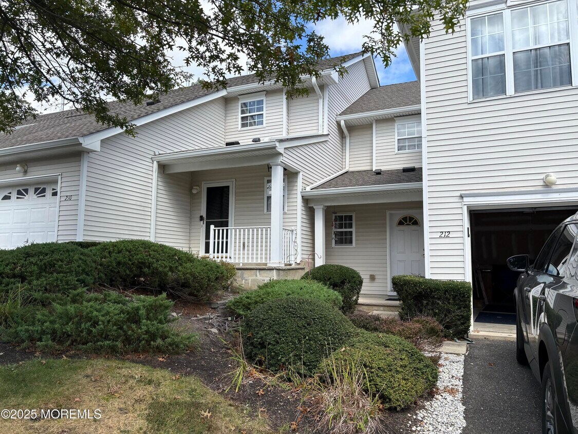 Foto principal - 212 Frankfort Ave