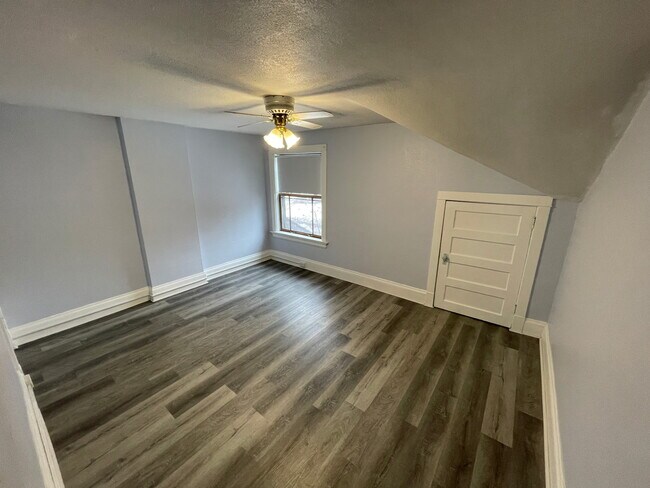 Foto del edificio - 961 87th Ave W