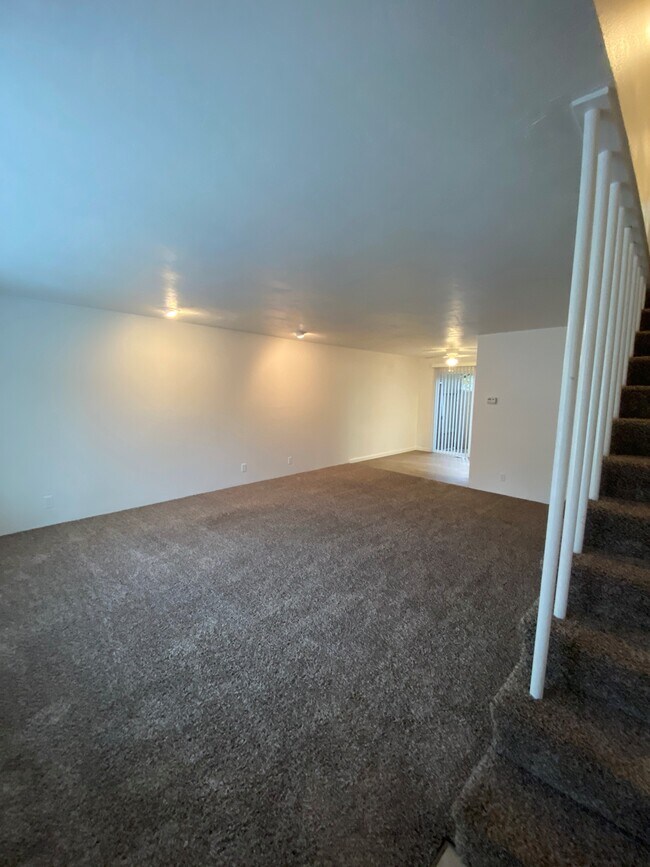 Foto del edificio - 1248 Piper Ln