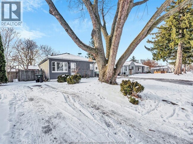 Building Photo - 2519 Tourangeau Rd