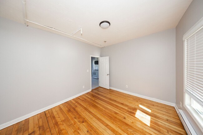 Foto del edificio - 92 Green Hill Pkwy