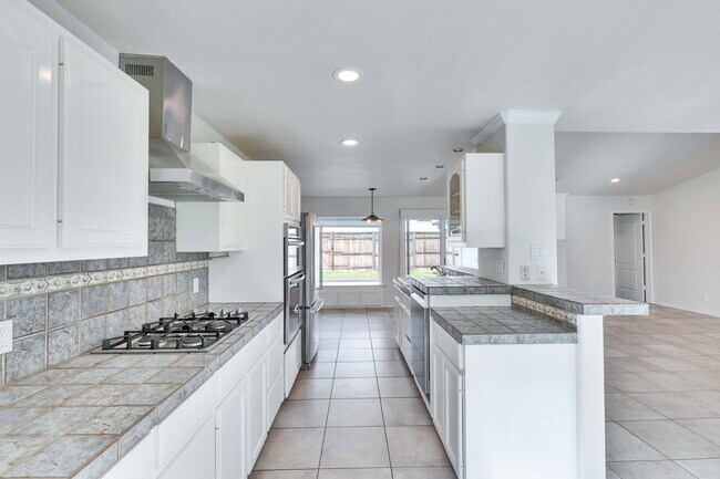 Foto del edificio - 7709 Shoal Creek Blvd