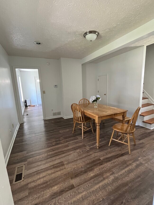 Foto del edificio - 501 N Campus Ave