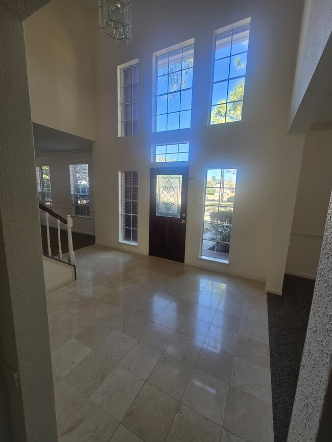 Building Photo - 12851 Apple Forest Trl