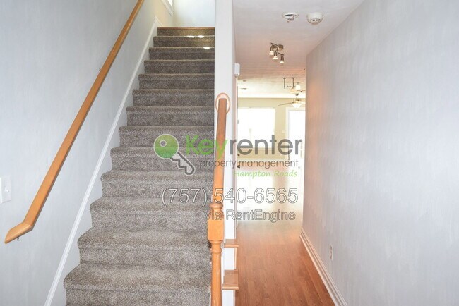 Building Photo - 4205 Dunning Rd