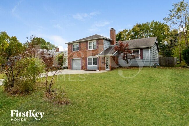 Foto del edificio - 9006 Grandview Dr
