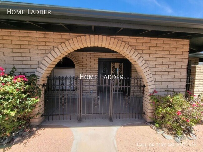 Foto del edificio - 16336 E Bainbridge Ave