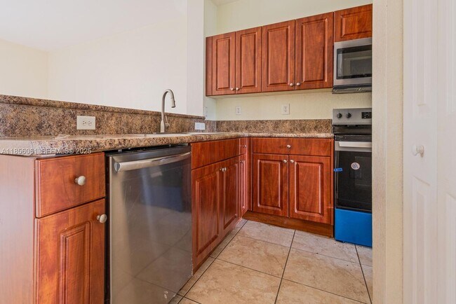 Foto del edificio - 9219 SW 227th St