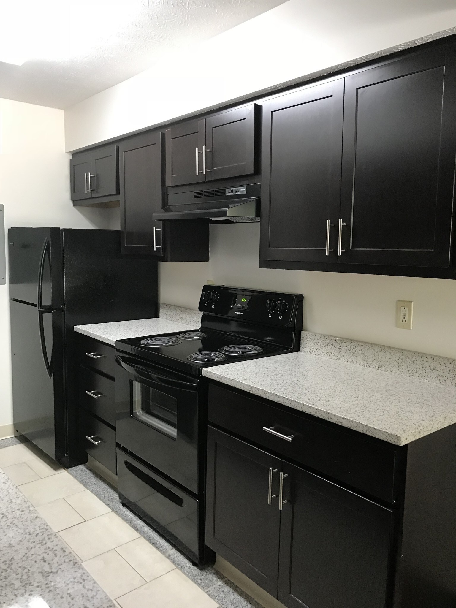 Merriman Valley Apartments & Townhomes – photo 3
