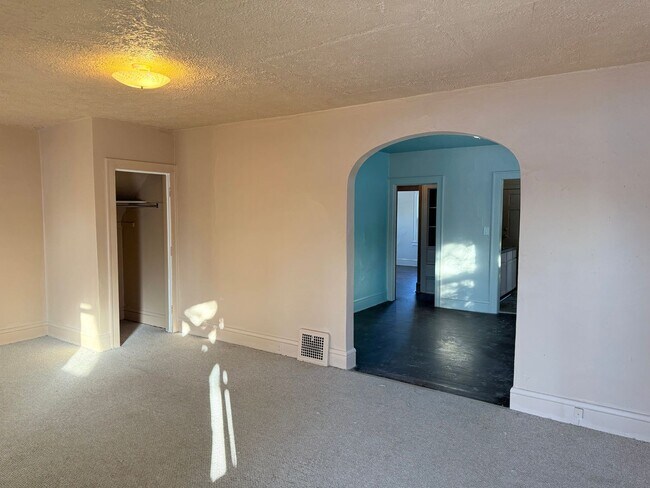 Foto del edificio - 807 Williams St