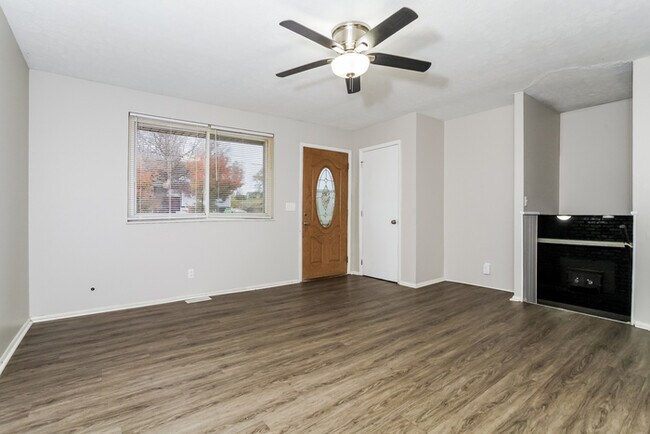 Foto del edificio - Lovely 3 Bedroom Home